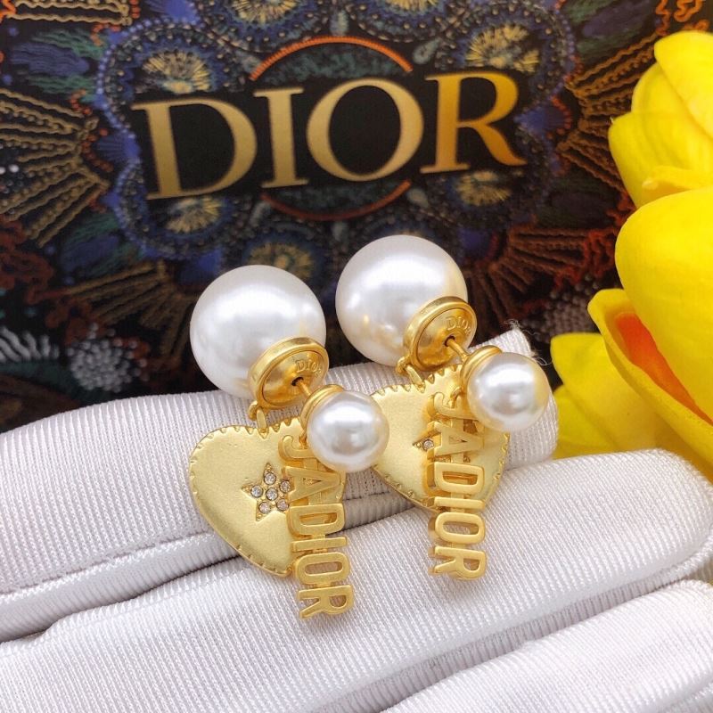 Christian Dior Earrings - Click Image to Close